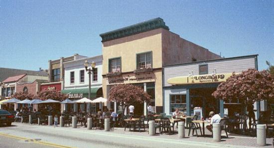 longboarder.jpg (99228 bytes)